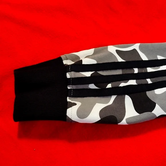 Adidas Medium Size Black And Grey Camouflage Track Jacket Full Zip DN8036 - Picture 3 of 6